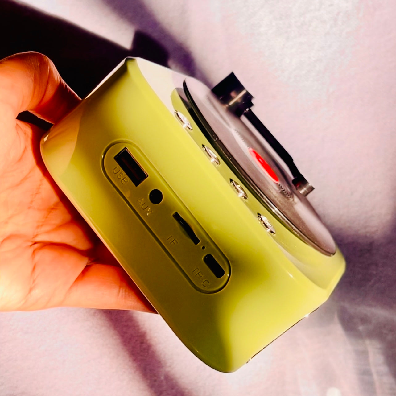 Retro Green BT Speaker