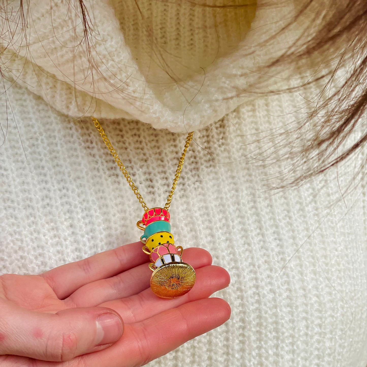 Tea time necklace