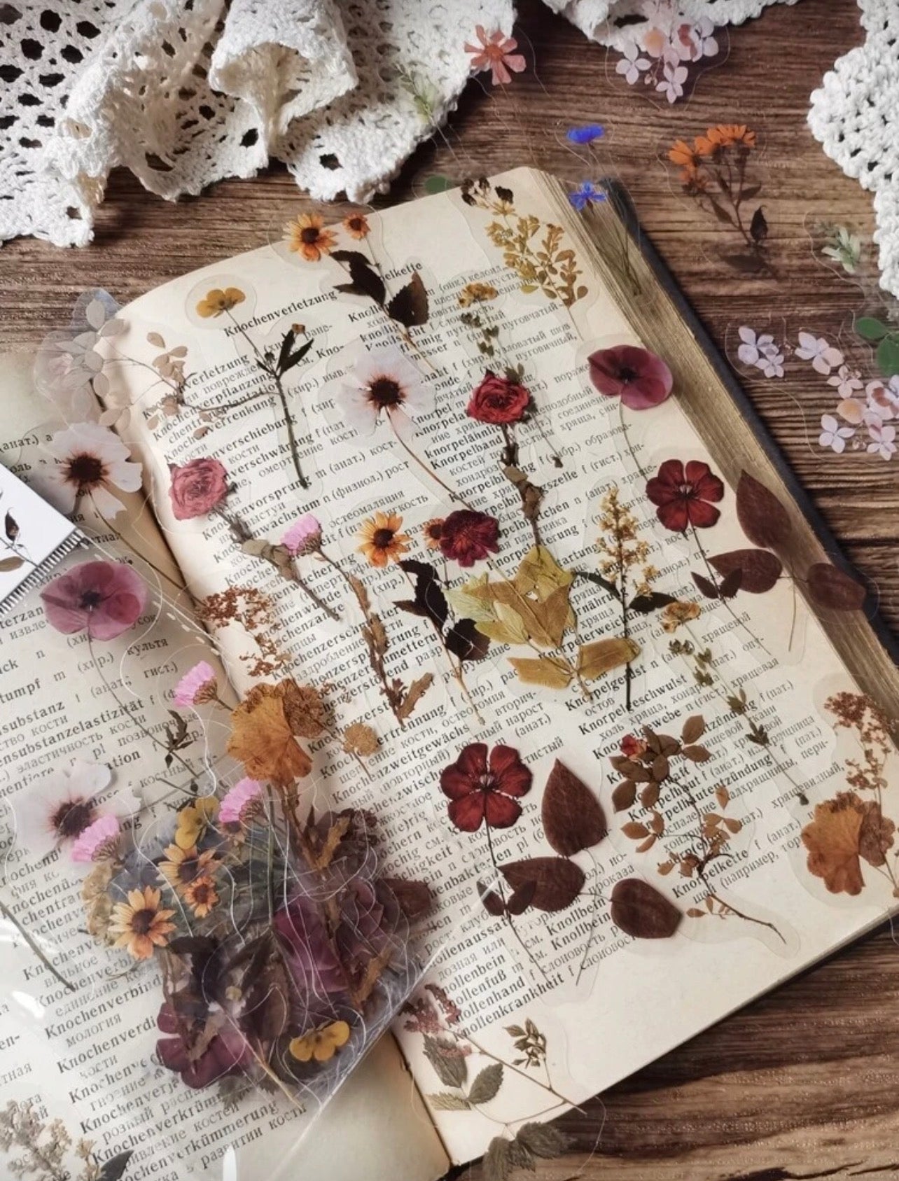 40pcs transparent pressed flower waterproof stickers