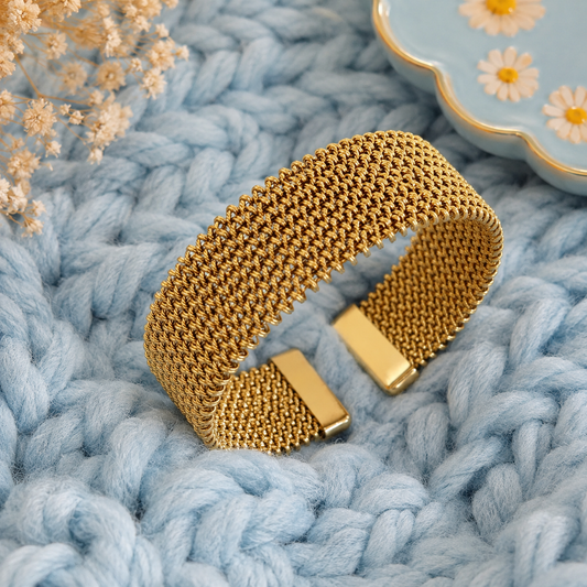 Wide wrist cuff