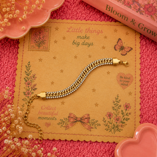 Sparkling linked chain bracelet