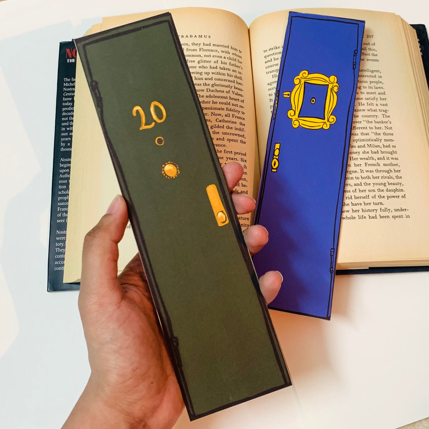 F.R.I.E.N.D.S bookmark 04